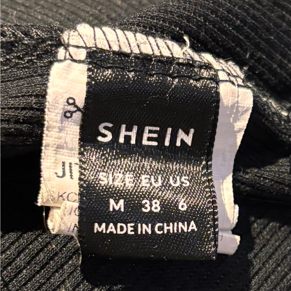 SHEIN Elegant Black Garment